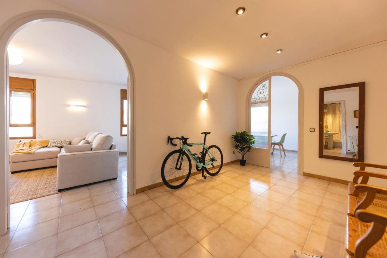 Bravissimo El Lleo, Bright 4-Bedroom Apartment Жирона Экстерьер фото