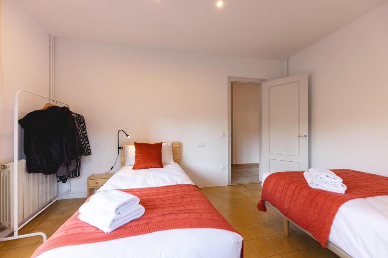 Bravissimo El Lleo, Bright 4-Bedroom Apartment Жирона Экстерьер фото